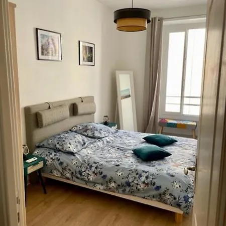 Apartament Un Havre De Paix Et De Calme En Plein Centre De Massena *